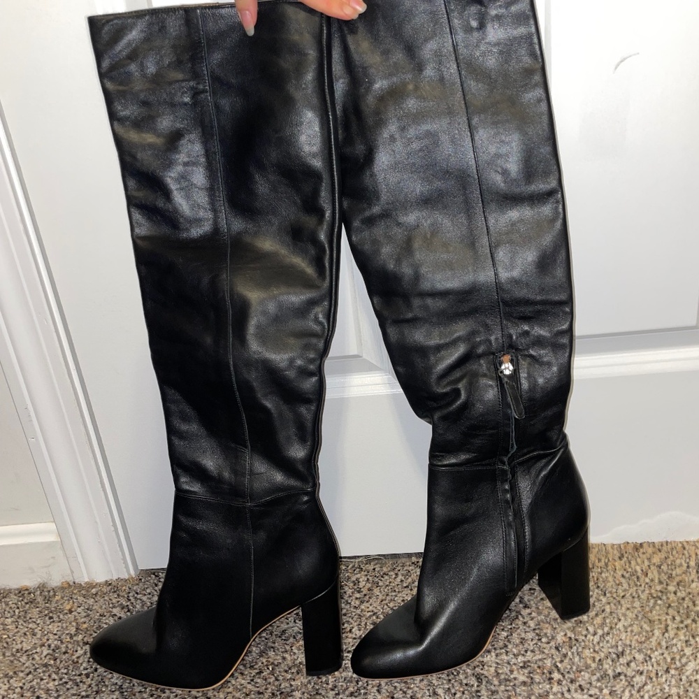 Zara knee high black block heel boots with zipper Womens size 41 (9.5-10 US)